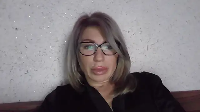 fox_red_lady7's cam snapshot