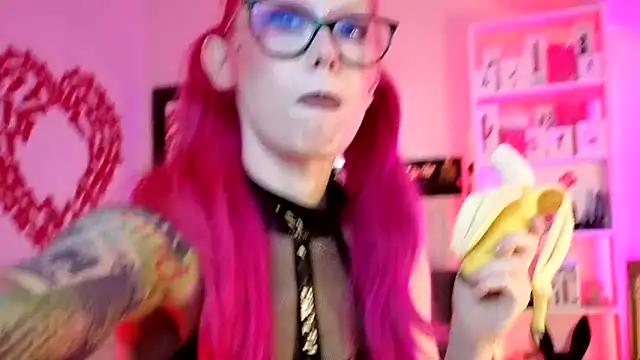 kulteacher's cam snapshot