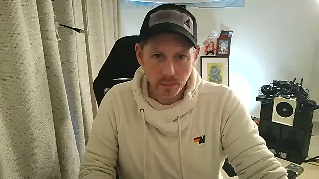 God_Of_ThundeRR live sex cam