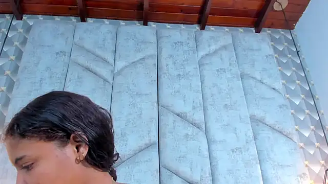 AshleyHill2's cam snapshot