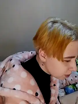 Gussie_Bridie live sex cam