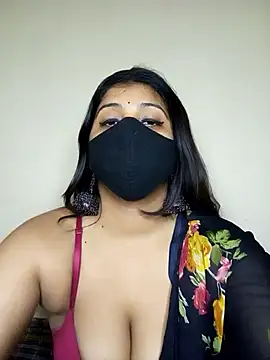 Kushi_Sharmaa live sex cam