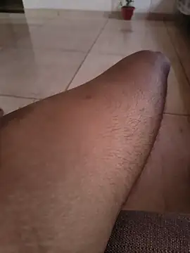 pune_hotguy_111 live sex cam