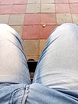 Horny-boyyy live sex cam