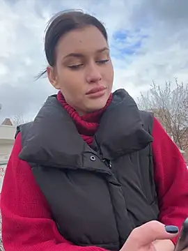 KikiWatson live sex cam