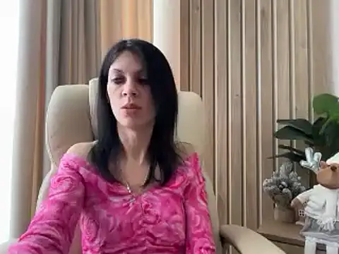 InjaAtHome live sex cam