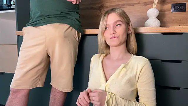 Adelovenick live sex cam