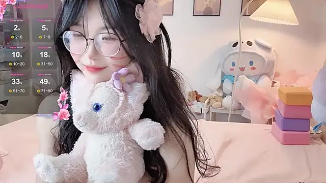 Luminous4173 live sex cam
