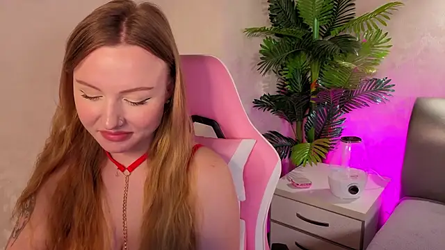 BeatriceNude's cam snapshot