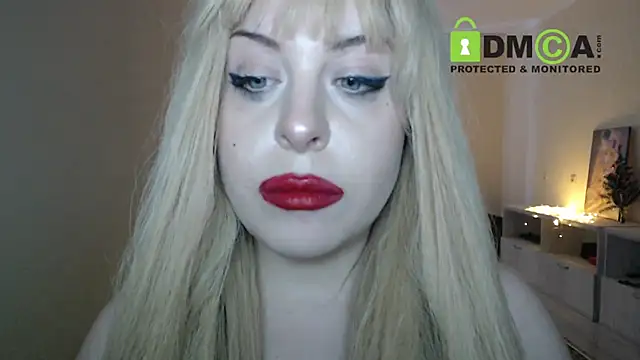 LuWeilovee's cam snapshot