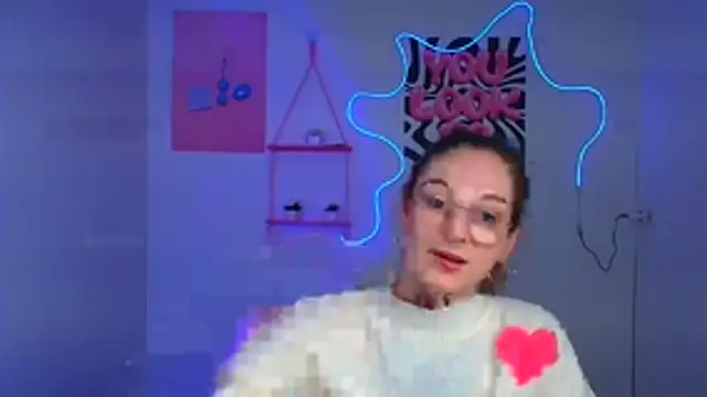 Esmi_Winter live sex cam