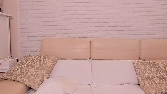 LovelyCaprice's cam snapshot