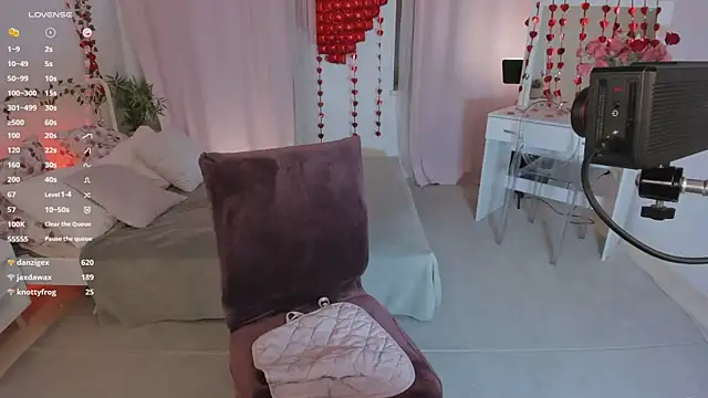 Erika_Kim's cam snapshot