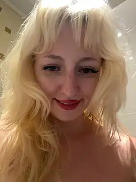 RonnieKiss live sex cam