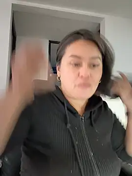 Ixchel_Anaid live sex cam