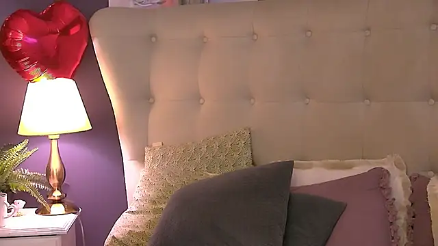 SeniGrandee live sex cam