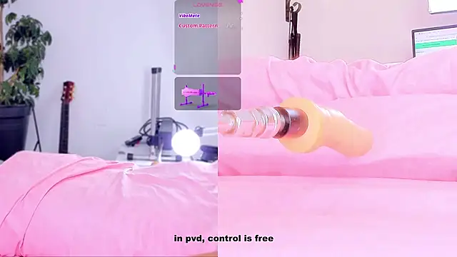 revy_blacck live sex cam