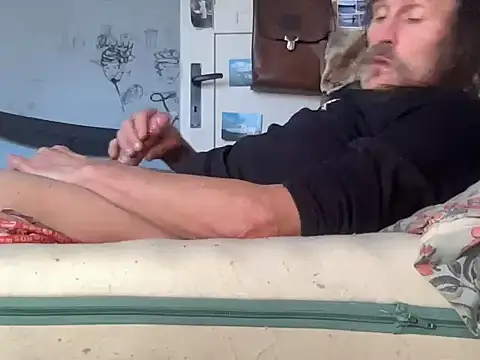 GoofyHoard live sex cam