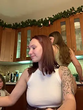 HotCaramellsTV live sex cam