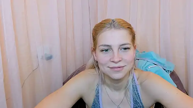 FoxyKathryn's cam snapshot