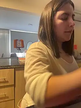 sukhakunis1 live sex cam