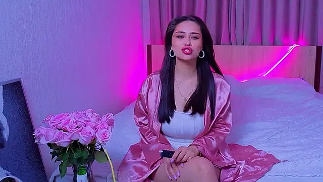 Sofia_Plump's cam snapshot