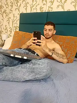 Michael_magno live sex cam