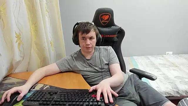 iliaskrislove live sex cam