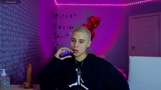 Escaped_Brides live sex cam