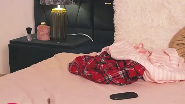 SeleneAurum's cam snapshot