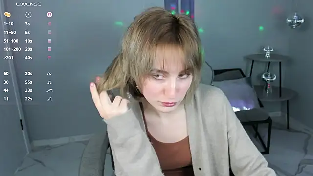 LuxRayi live sex cam