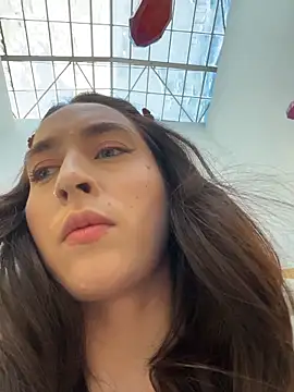 Holly_Play live sex cam