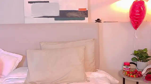 VioletBloomm live sex cam