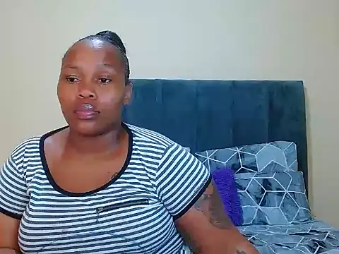 curvycloe1's cam snapshot