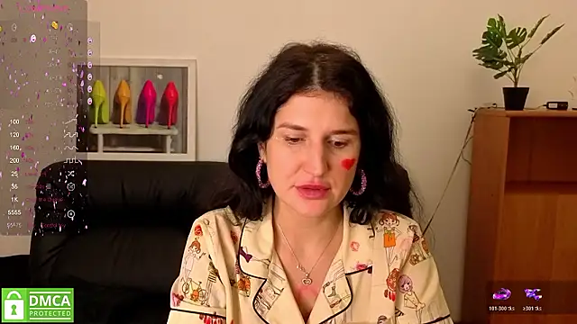 Alianna_Solo_Kisses's cam snapshot