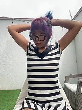 Namii_cute live sex cam