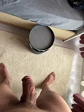 Errie1327 live sex cam