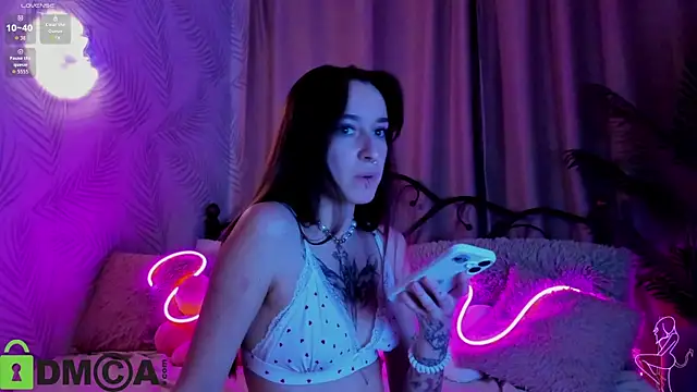 Hi__Karuuu's cam snapshot