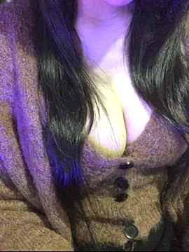 Junnybae22 live sex cam