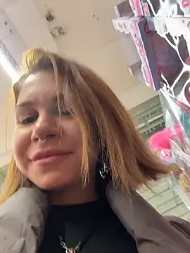 RosieSecret live sex cam