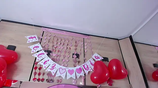 karol_lewiss live sex cam