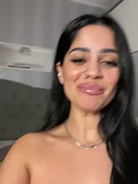 _adelle live sex cam