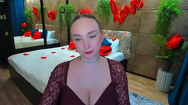 TrueReincarnation live sex cam