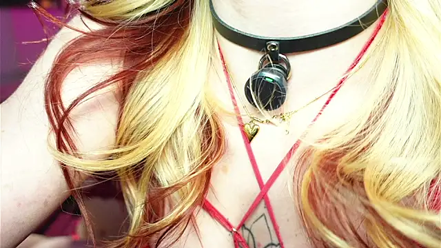 SpiceJessy's cam snapshot