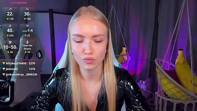 TessaGrays's cam snapshot