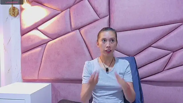 kimberlypink_'s cam snapshot