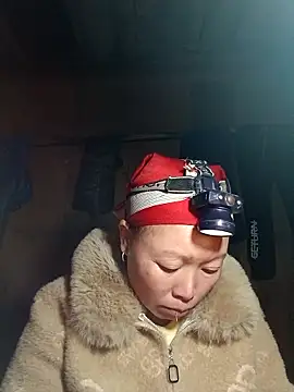 girl-hot2x live sex cam