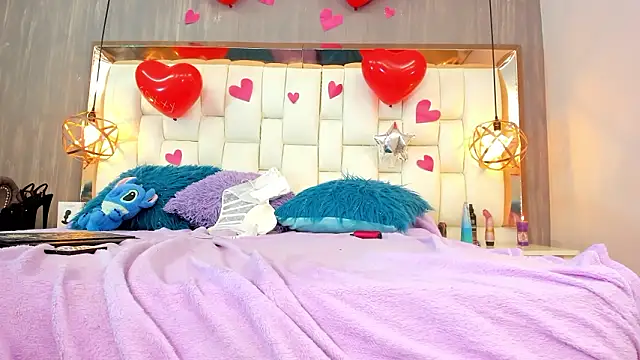 Foxxy_Doll live sex cam