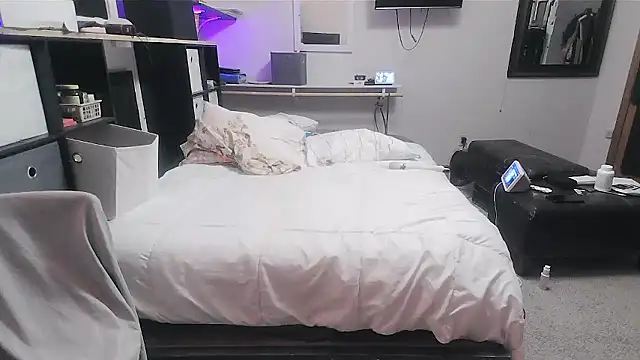 sissytrapdolly24 live sex cam