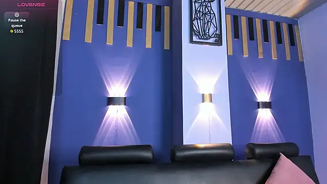 Itzel_Geneva's cam snapshot